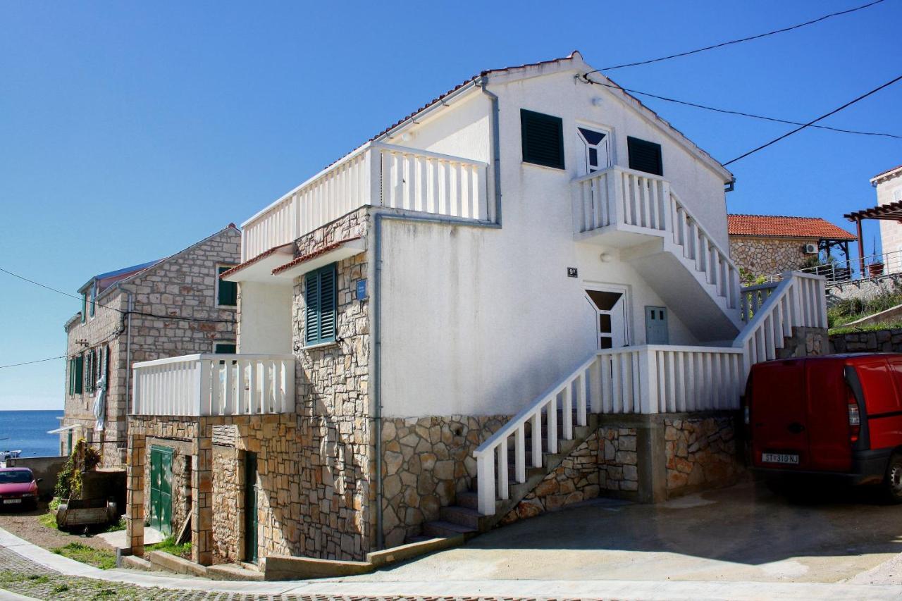 Apartments By The Sea Rukavac, Vis - 2478 Rukavac  Ngoại thất bức ảnh