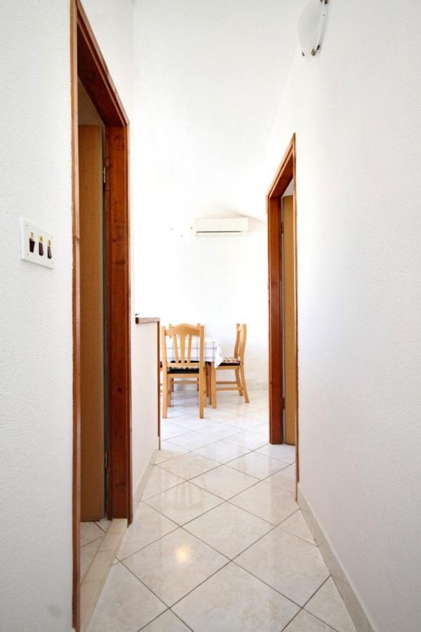 Apartments By The Sea Rukavac, Vis - 2478 Rukavac  Ngoại thất bức ảnh